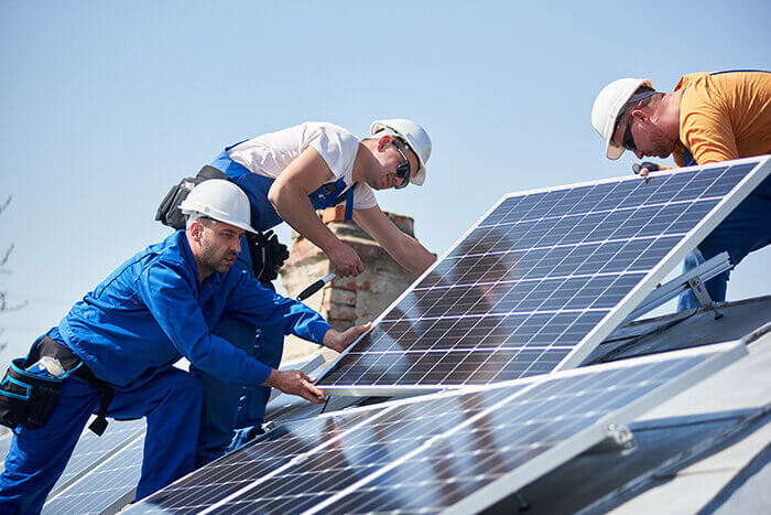 12 solar pv installer