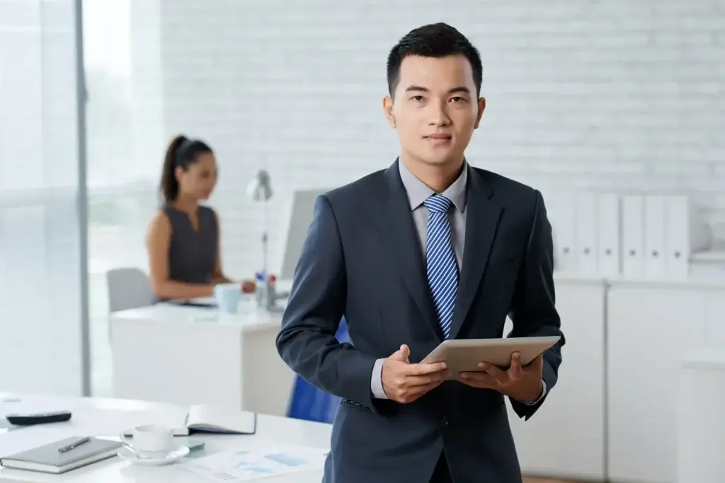 1735358685696 Business Executive Arti Tugas Skill Kualifikasi Gaji